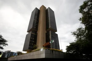 Banco Central decreta liquidação extrajudicial de duas empresas do grupo Simpala Banco Central decreta liquidação extrajudicial de duas empresas do grupo Simpala