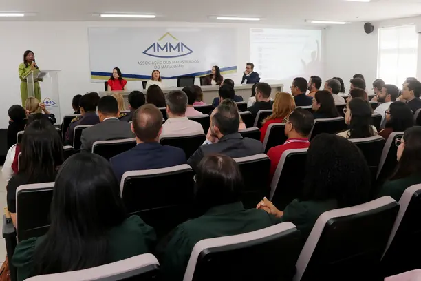 Seminário destaca papel dos cartórios no combate à violência patrimonial contra a mulher - Daniel Matos Seminário destaca papel dos cartórios no combate à violência patrimonial contra a mulher - Daniel Matos
