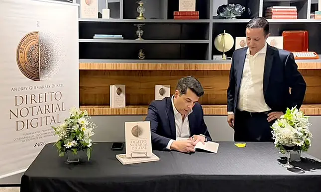 Tabelião de São Bernardo lança livro sobre Direito Notarial no ambiente digital - Diário do Grande ABC Tabelião de São Bernardo lança livro sobre Direito Notarial no ambiente digital - Diário do Grande ABC