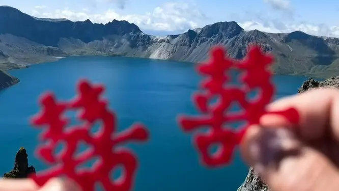Casar e viajar ao mesmo tempo? Sim, é possível na Montanha Changbai! Casar e viajar ao mesmo tempo? Sim, é possível na Montanha Changbai!