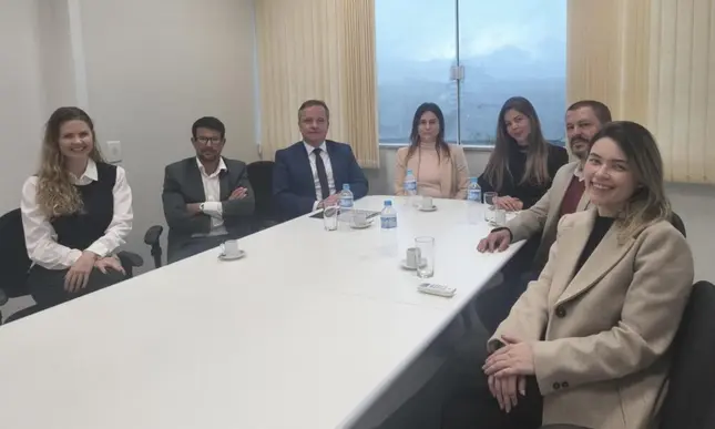 Cartórios passarão a comunicar ao MPSC indícios de loteamentos clandestinos nas Comarcas de Sombrio e de Cartórios passarão a comunicar ao MPSC indícios de loteamentos clandestinos nas Comarcas de Sombrio e de
