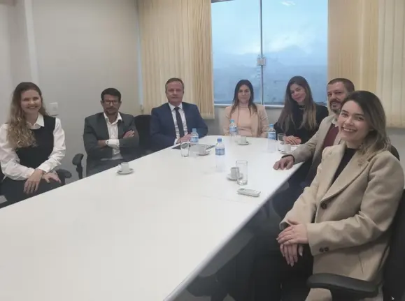 Cartórios vão comunicar suspeitas de loteamentos clandestinos ao MPSC Cartórios vão comunicar suspeitas de loteamentos clandestinos ao MPSC