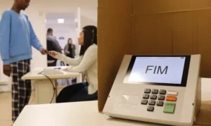 Eleitor terá seis votos nas Eleições 2026; Cartório orienta sobre ordem e regras para votação | Spaço FM 100.9 - Farroupilha (RS) Eleitor terá seis votos nas Eleições 2026; Cartório orienta sobre ordem e regras para votação | Spaço FM 100.9 - Farroupilha (RS)