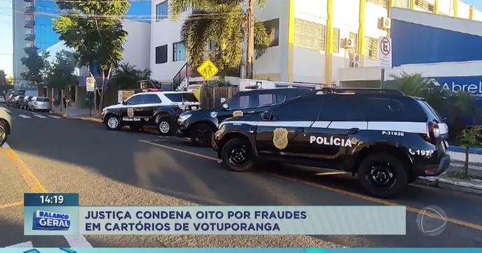 Ex-tabelião e sete funcionários de um cartório são condenados por esquema criminoso em Votuporanga Ex-tabelião e sete funcionários de um cartório são condenados por esquema criminoso em Votuporanga