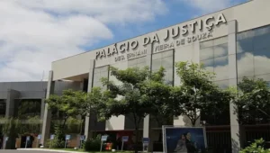 Justiça manda apurar suspeita de fraude com selos de cartório em documentos de veículos e título rural Justiça manda apurar suspeita de fraude com selos de cartório em documentos de veículos e título rural