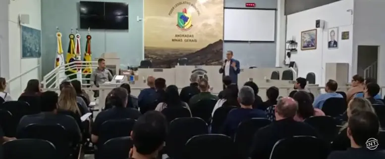 Mesários recebem orientações da equipe do Cartório Eleitoral - ANTV - Notícias de Andradas e região Mesários recebem orientações da equipe do Cartório Eleitoral - ANTV - Notícias de Andradas e região