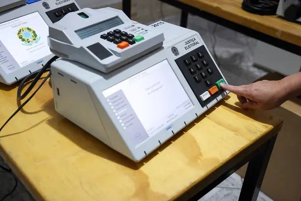 Promessas de candidatos nas redes podem ser registradas em cartório online e valem mesmo se apagadas Promessas de candidatos nas redes podem ser registradas em cartório online e valem mesmo se apagadas