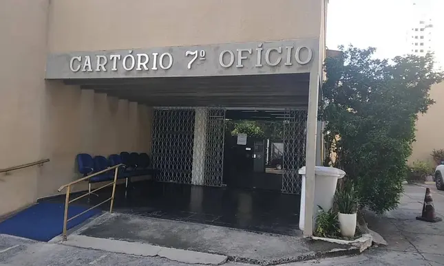 TJ mantém um caso no interior e juíza manda apurar fraude com selos no cartório do 7º Ofício de Cuiabá TJ mantém um caso no interior e juíza manda apurar fraude com selos no cartório do 7º Ofício de Cuiabá