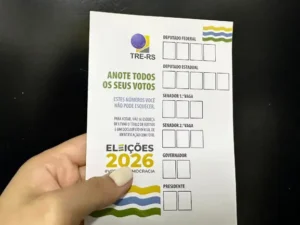 Cartório Eleitoral recomenda o uso da colinha nas eleições para facilitar o eleitor no dia do voto | Radio Caxias 93.5 FM Cartório Eleitoral recomenda o uso da colinha nas eleições para facilitar o eleitor no dia do voto | Radio Caxias 93.5 FM