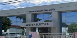 Cartório Eleitoral de Uberlândia tem fiação furtada a dois dias da eleição Cartório Eleitoral de Uberlândia tem fiação furtada a dois dias da eleição