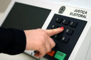 Eleições 2026: chefe do Cartório Eleitoral de Taquara esclarece dúvidas e orienta eleitores para domingo (4) Eleições 2026: chefe do Cartório Eleitoral de Taquara esclarece dúvidas e orienta eleitores para domingo (4)