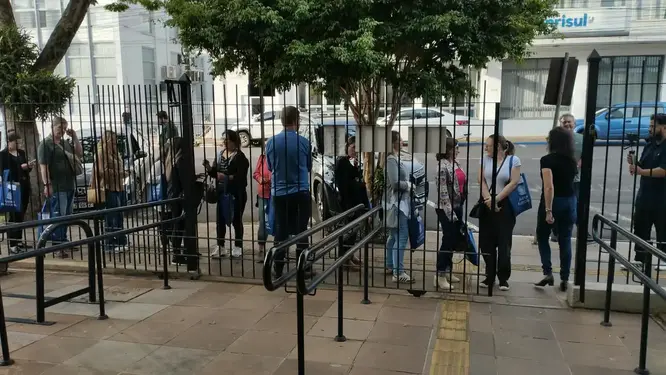 Mídia de resultado e documentos de votação são entregues no Cartório Eleitoral Mídia de resultado e documentos de votação são entregues no Cartório Eleitoral