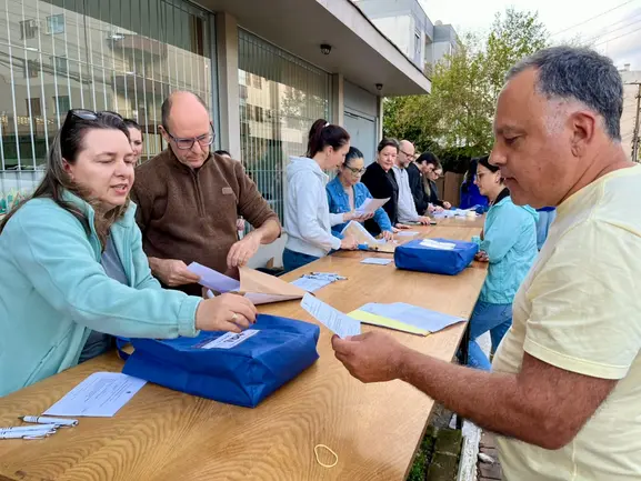 Primeira urna chega ao Cartório Eleitoral de Lajeado - Grupo A Hora Primeira urna chega ao Cartório Eleitoral de Lajeado - Grupo A Hora